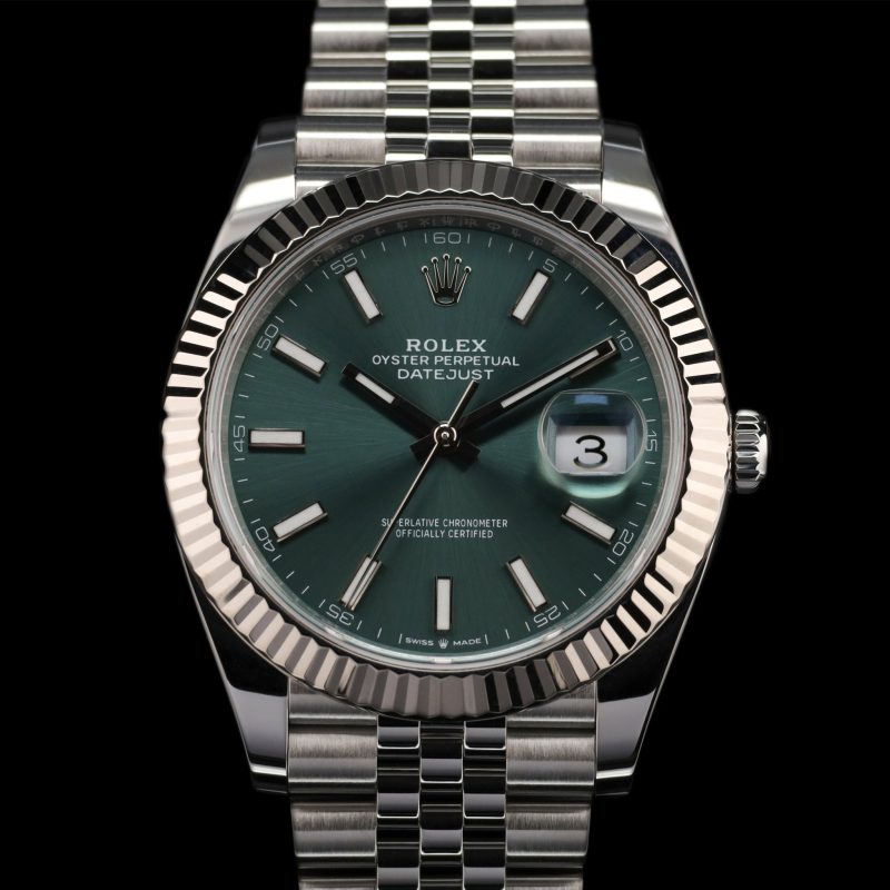 Rolex Datejust Fluted 41mm mint stick Dial