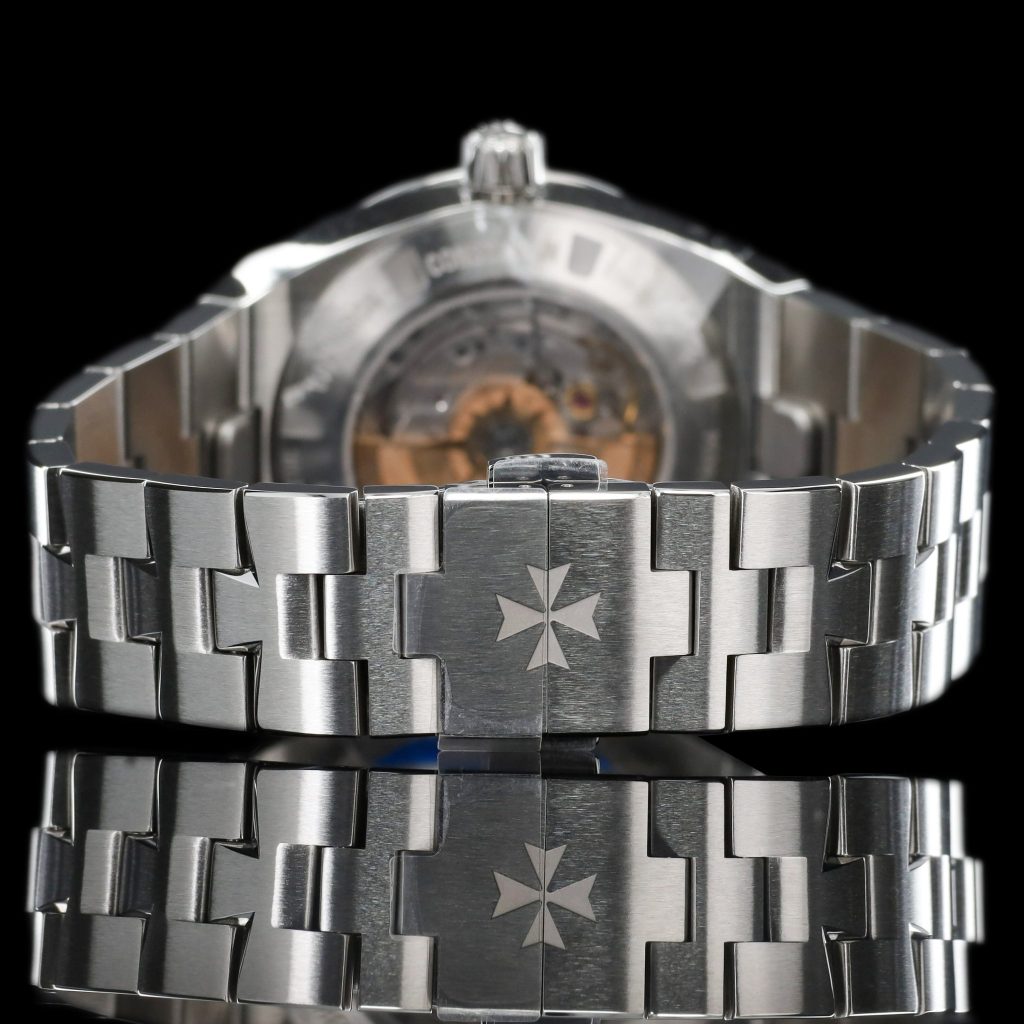 Vacheron Constantin Overseas Self Winding Blue