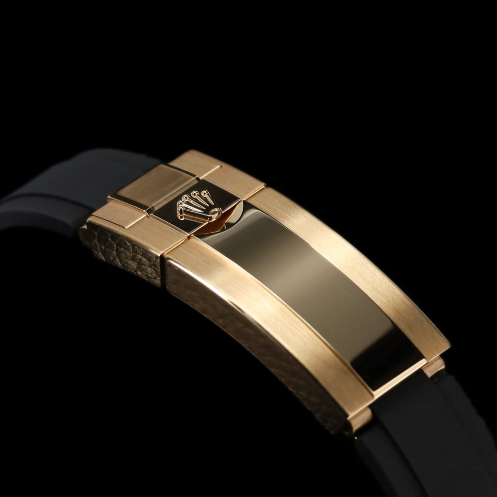 Rolex Daytona Gold Black Dial on Oyster Flex