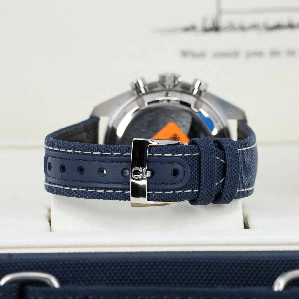 Omega Speedmaster Silver Snoopy