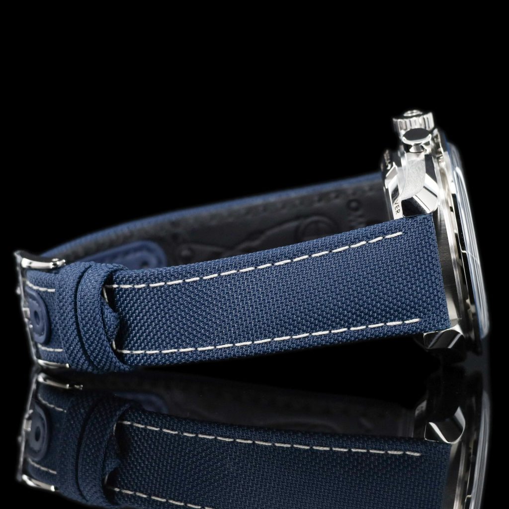 Omega Speedmaster Silver Snoopy