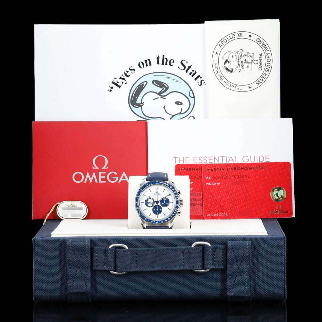 Omega Speedmaster Silver Snoopy
