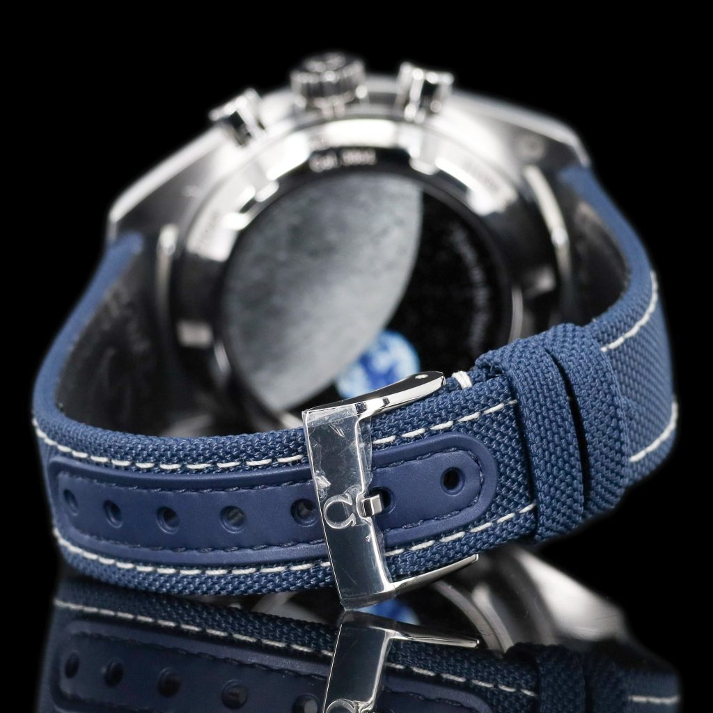Omega Speedmaster Silver Snoopy