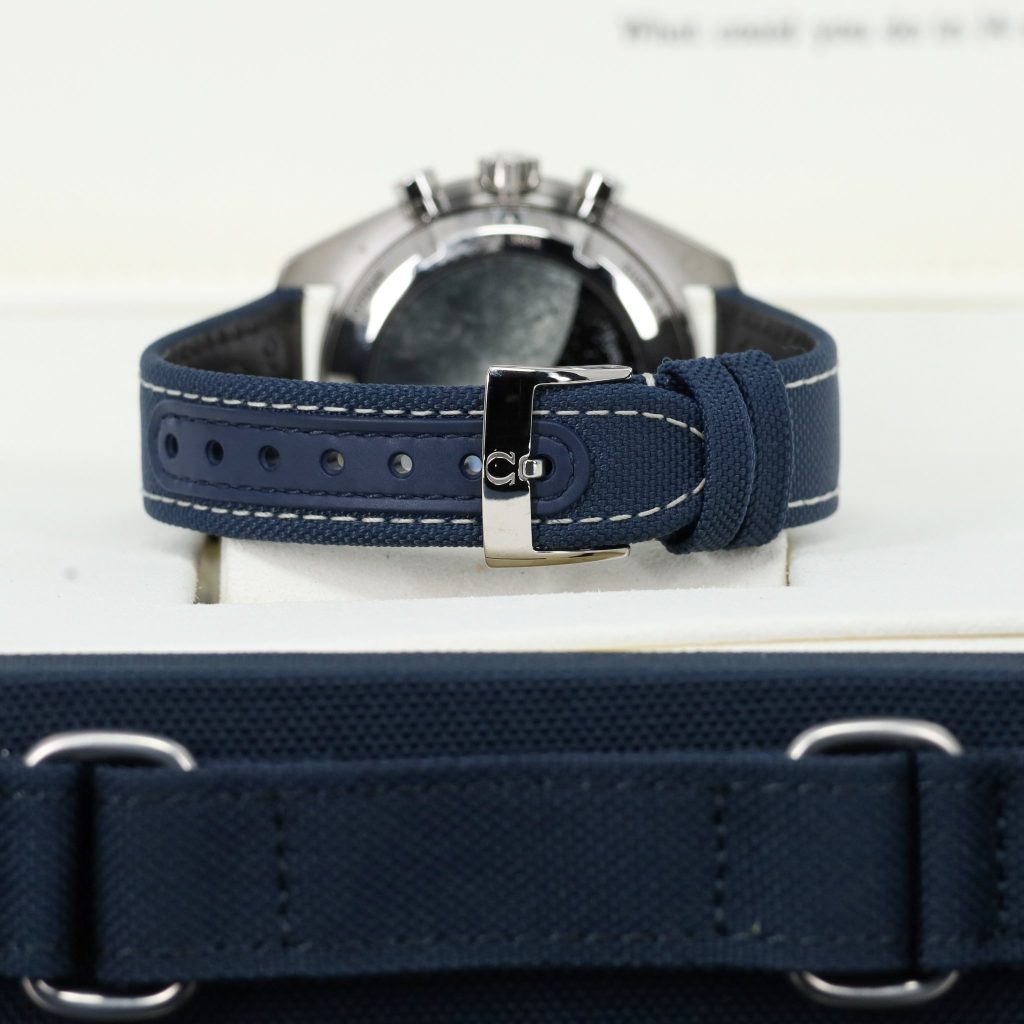 Omega Speedmaster Silver Snoopy