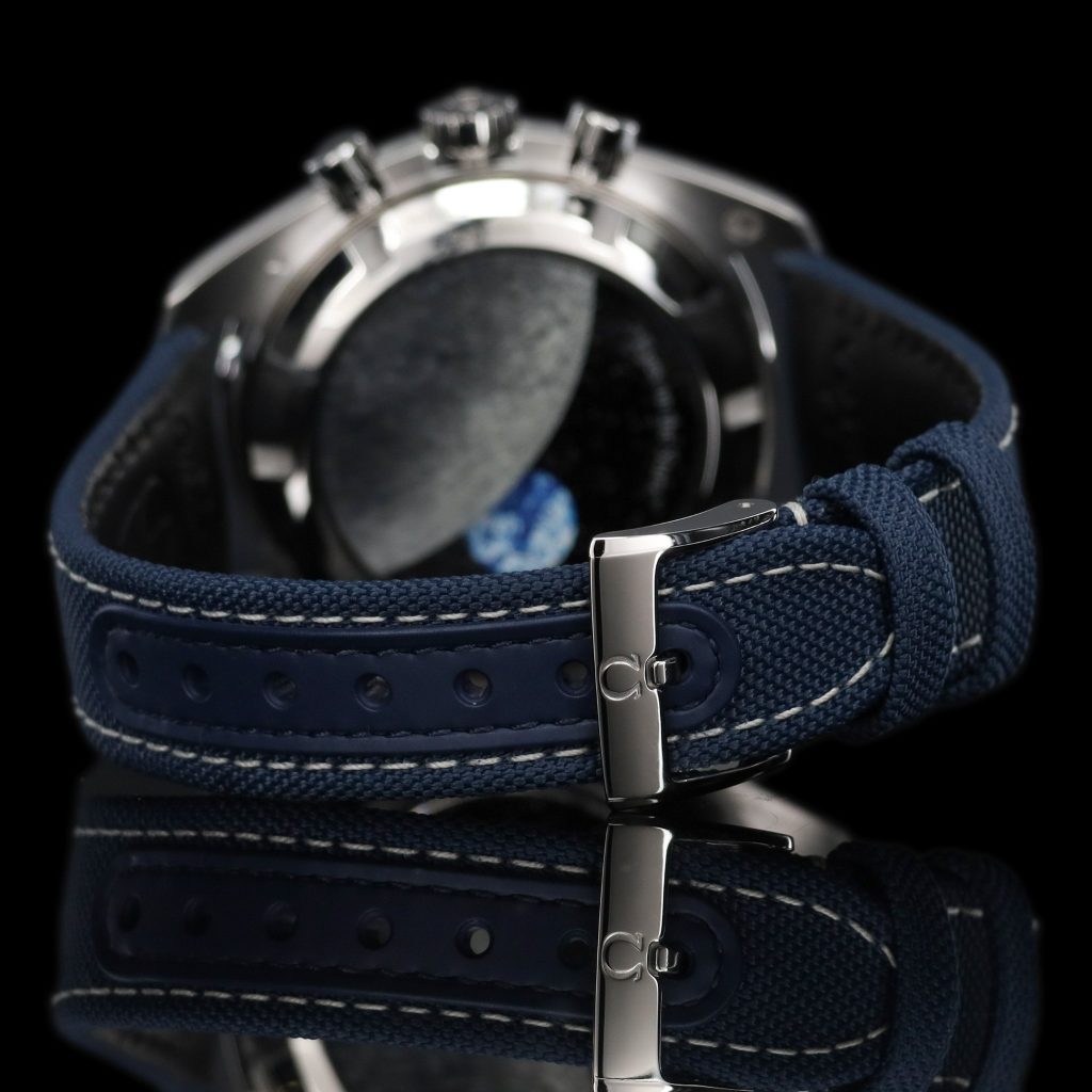 Omega Speedmaster Silver Snoopy