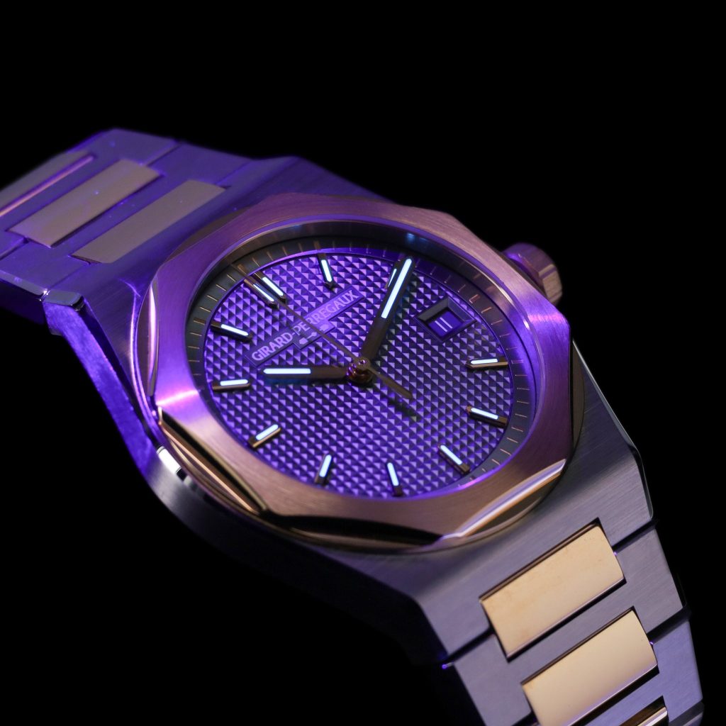 Girard-Perregaux Laureato