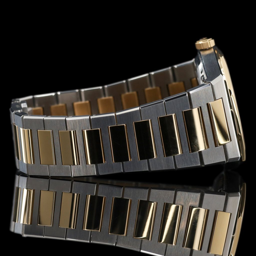 Girard-Perregaux Laureato